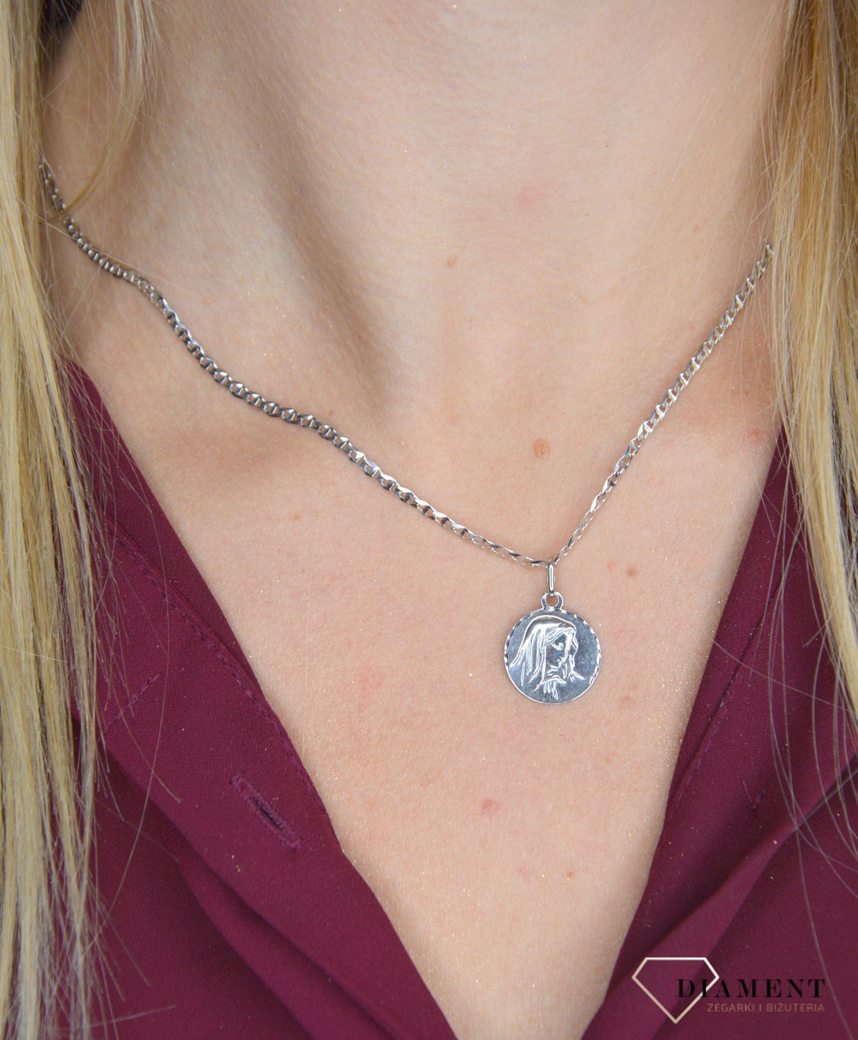 Złoty łańcuszek 585 Białe złoto Gucci 2,5 mm BKŁ000000-438B 2,5mm ✅ Złoty łańcuszek o splocie Gucci wykonany z najwyższej jakości 14-karatowego białego złota.jpg